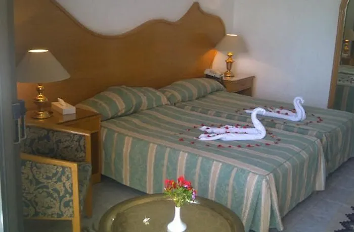 Otel Turquoise 3*